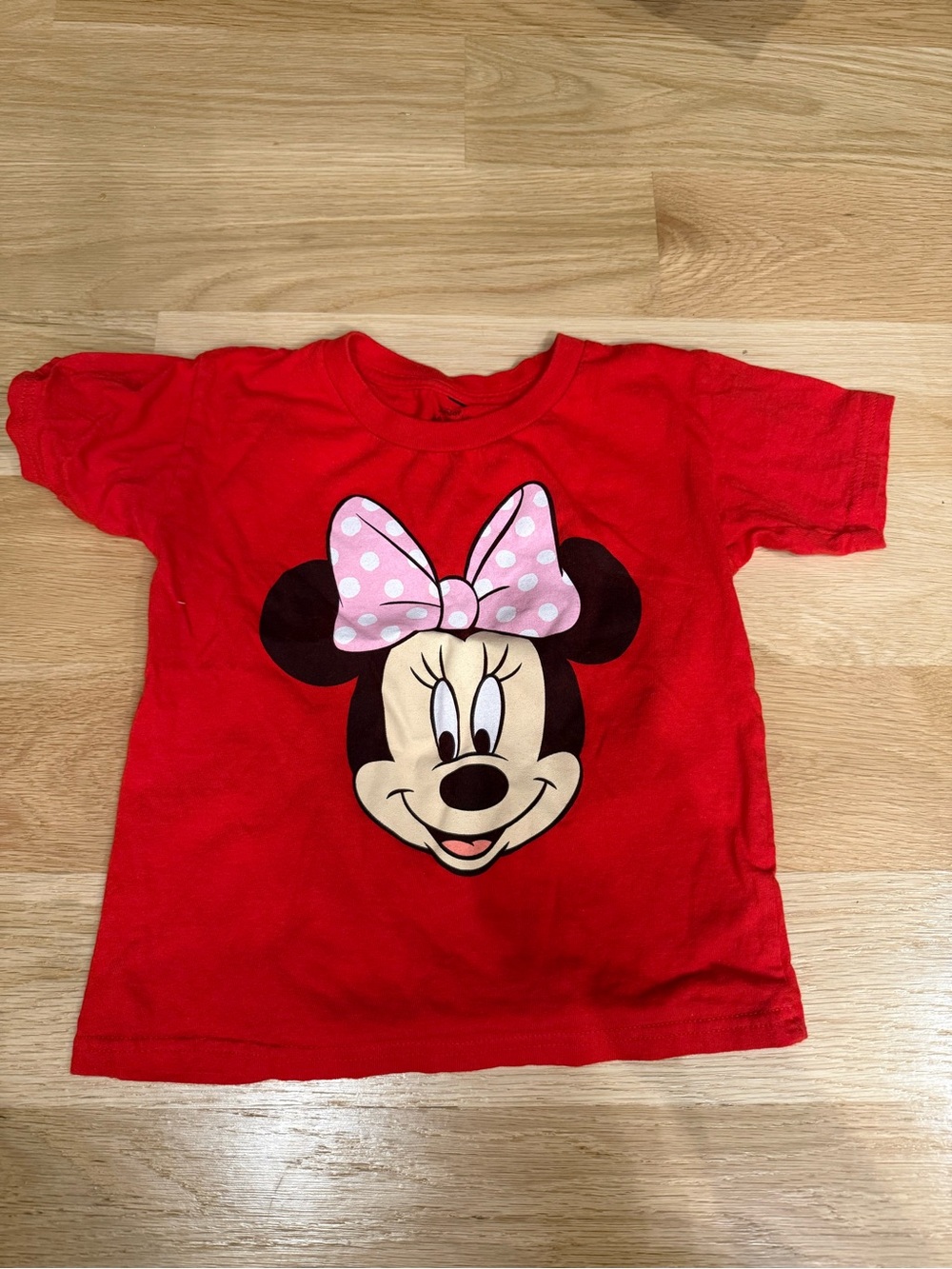Freeze Red Disney Minnie Mouse Tee with Pink Bow size 4t